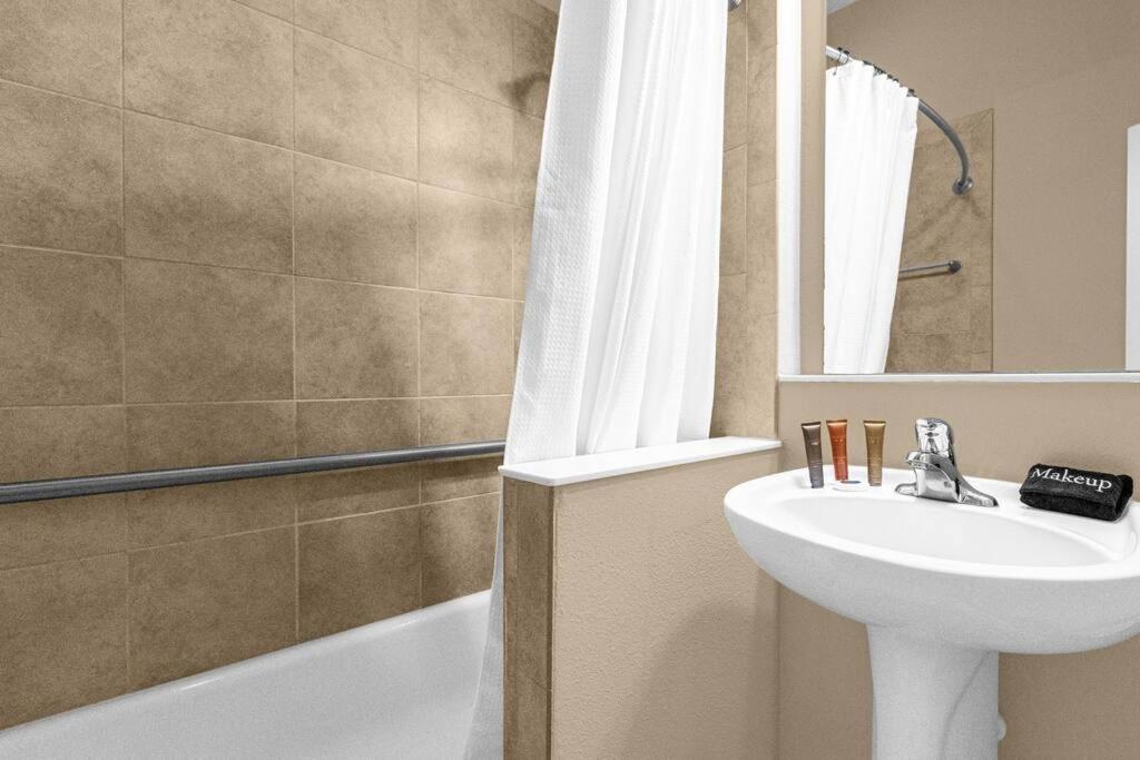 Charming 4Br Family Townhouse Inside Disney Resort Area Орландо Экстерьер фото